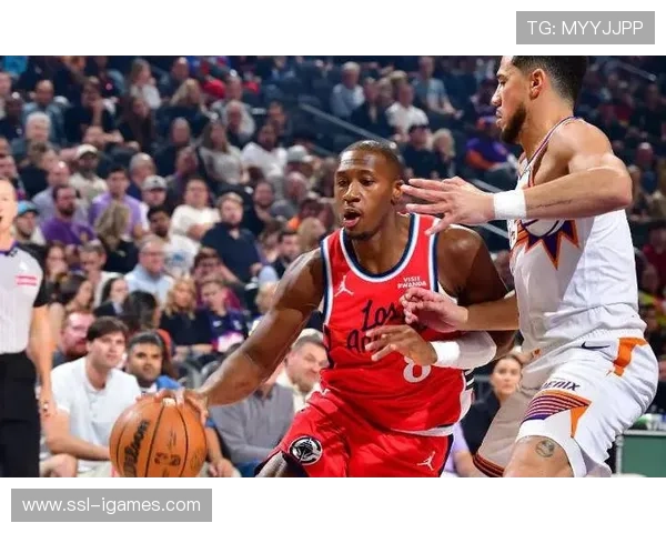 快船近期攻防均衡，场均得分114.5失分107.2成连胜基石